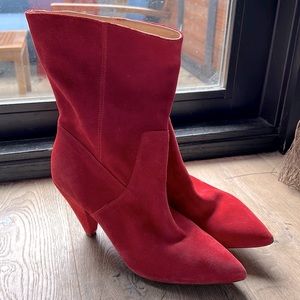 Brand New Kenneth Cole Red Suede Booties